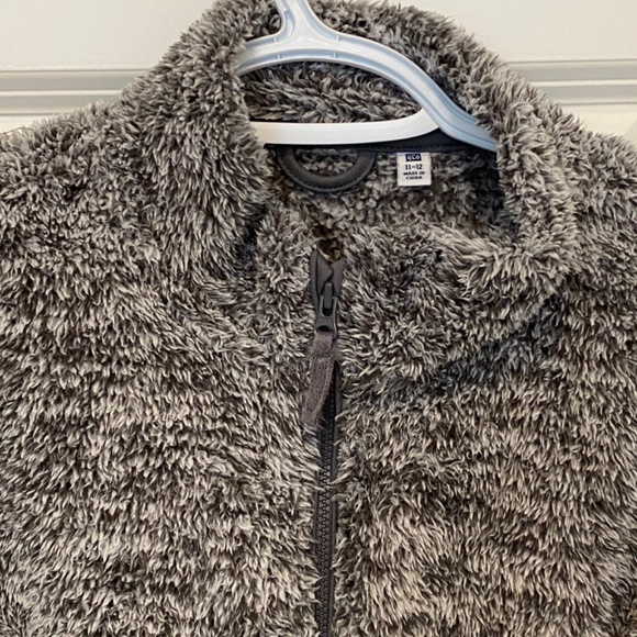 Uniqlo kids jacket - Picture 3 of 4